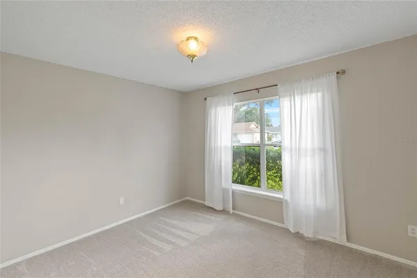 a view of empty room with window