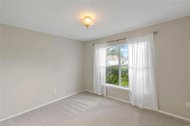 $229,900 | 1726 Tropical Court, Tavares, FL 32778