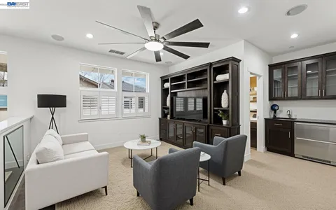 $1,999,000 | 5454 Stockton Loop, Livermore, CA 94550