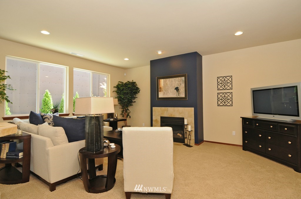 11049 Southeast 184th Place Renton, WA 98055 - Photo 5 of 14