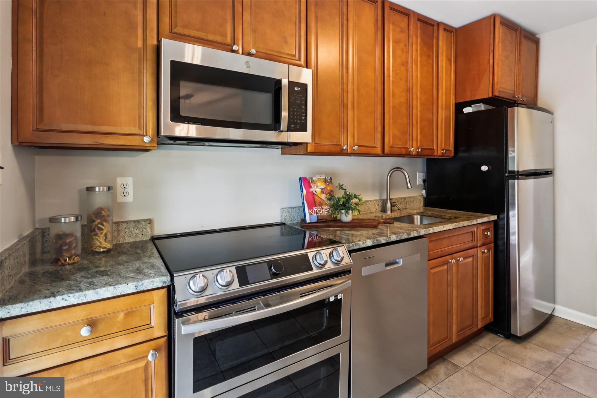 10105 Meredith Avenue Silver Spring, MD 20910 - Photo 18 of 76