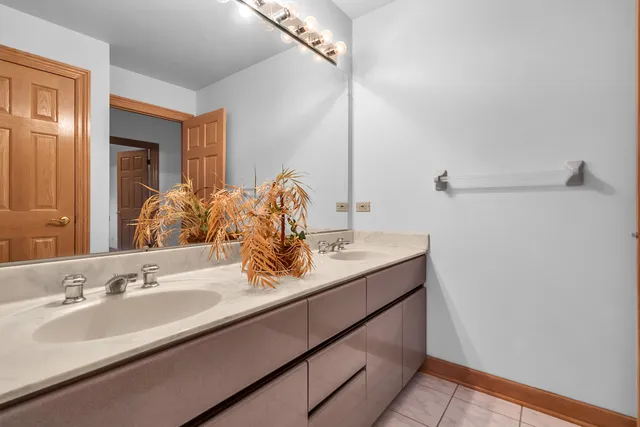 $919,000 | 15220 Arbor Drive, Orland Park, IL 60467