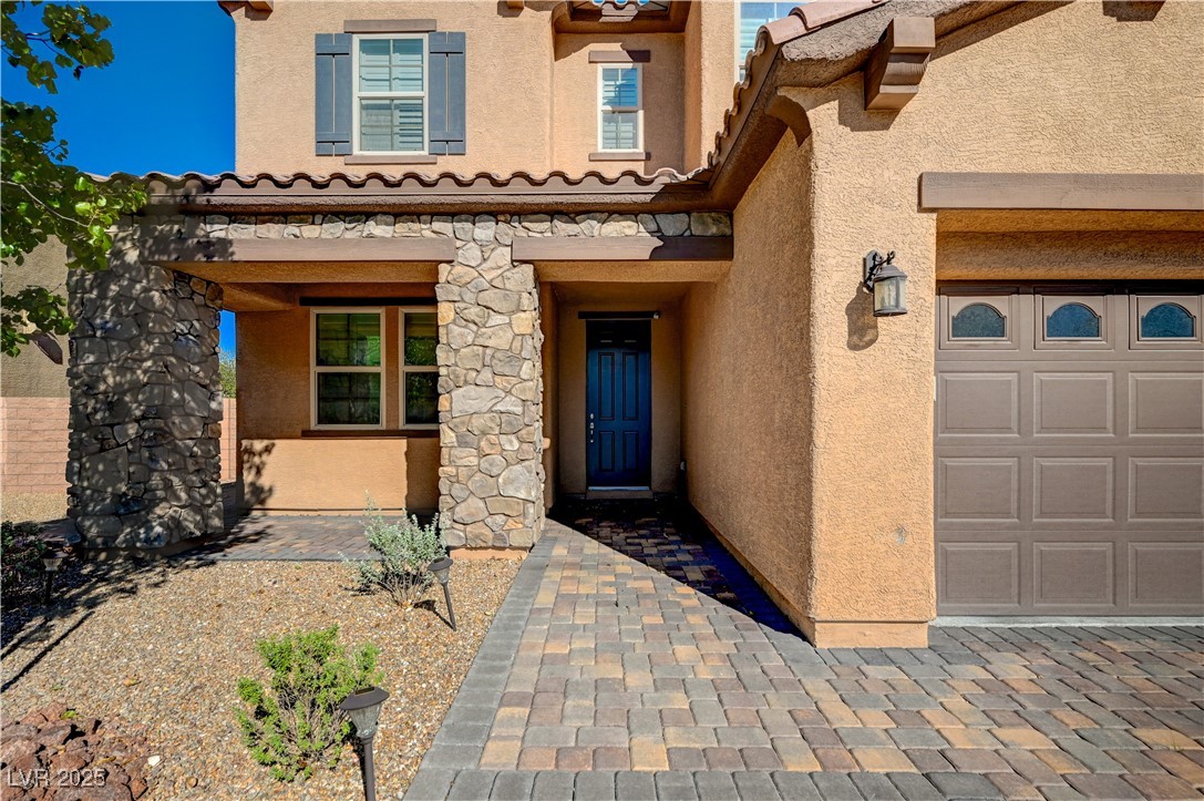 562 White Heart Road Las Vegas, NV 89148 - Photo 4 of 66 Gallery Image 4