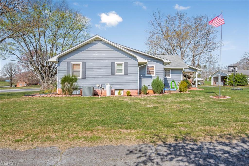 2648 Whitaker Road Boonville, NC 27011 - Photo 29 of 31 Gallery Image 29