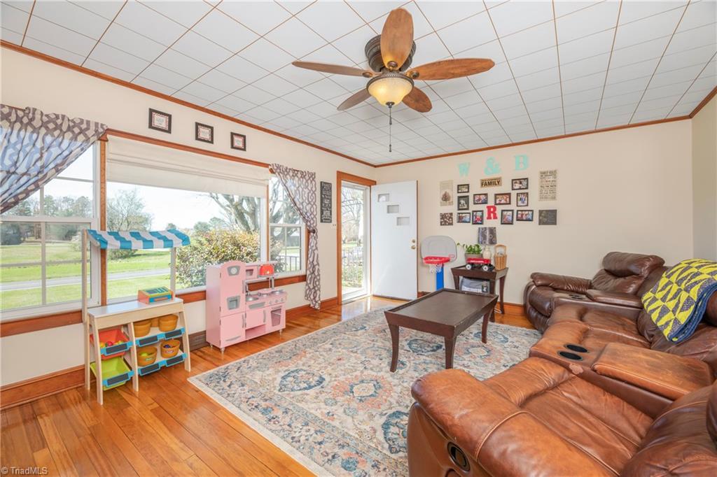 2648 Whitaker Road Boonville, NC 27011 - Photo 3 of 31 Gallery Image 3