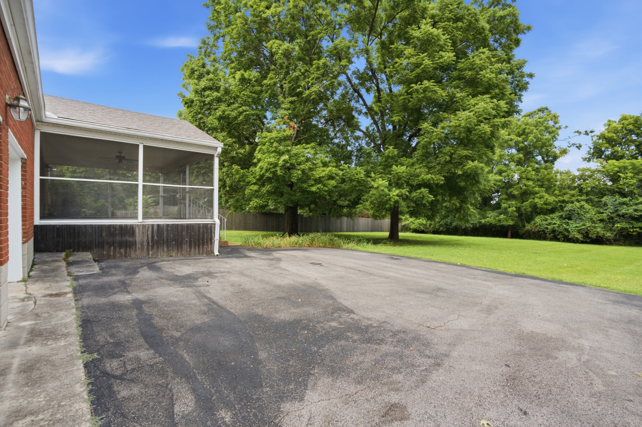 502 North Marthona Road Madison, TN 37115 - Photo 27 of 36