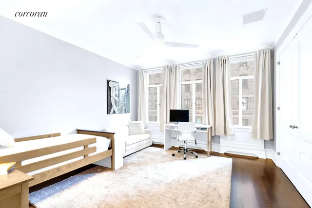 $8,500,000 | 211 Central Park West, Unit 4G | Upper West Side