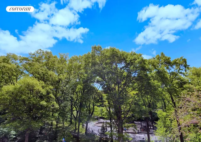 $8,500,000 | 211 Central Park West, Unit 4G | Upper West Side