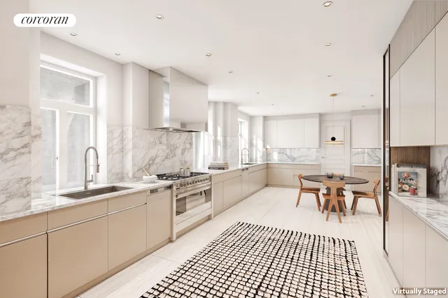 $8,500,000 | 211 Central Park West, Unit 4G | Upper West Side