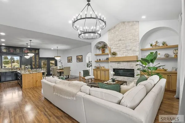 $999,000 | 161 Snake River Drive, American Falls, ID 83211