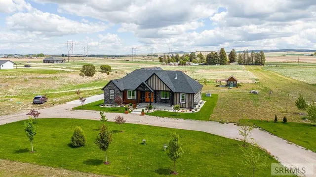 $999,000 | 161 Snake River Drive, American Falls, ID 83211