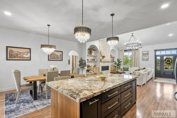 $999,000 | 161 Snake River Drive, American Falls, ID 83211