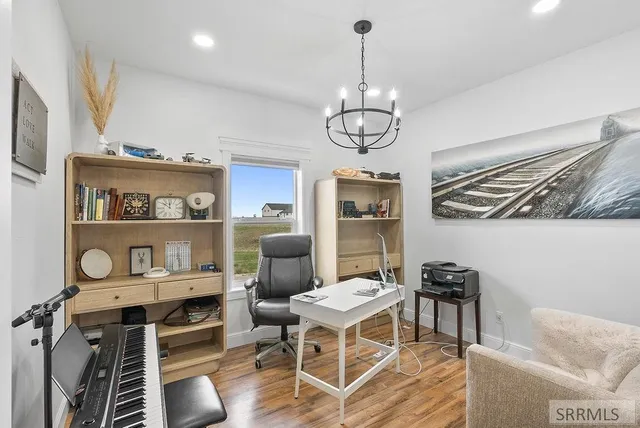 $999,000 | 161 Snake River Drive, American Falls, ID 83211