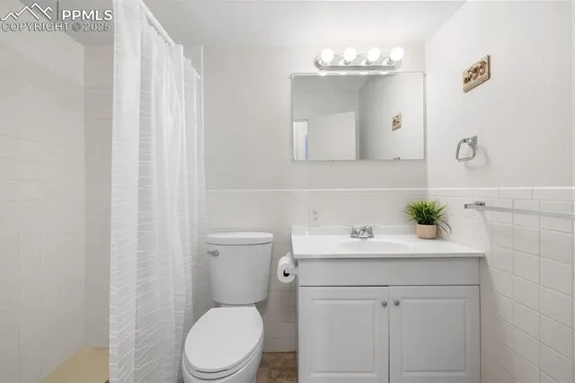 $175,000 | 411 Lakewood Circle, Unit B430, Colorado Springs, CO 80910