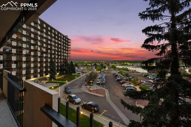 $175,000 | 411 Lakewood Circle, Unit B430, Colorado Springs, CO 80910