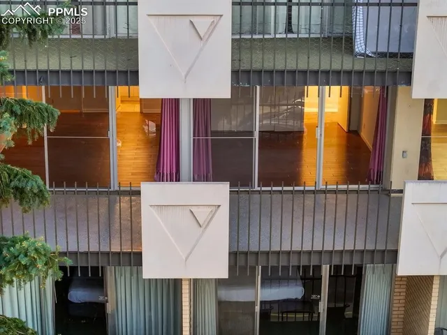 $175,000 | 411 Lakewood Circle, Unit B430, Colorado Springs, CO 80910