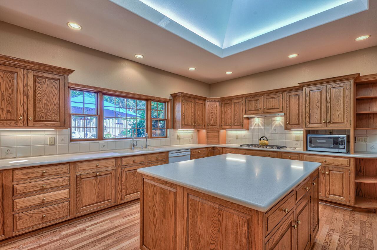 68 San Benancio Road Salinas, CA 93908 - Photo 11 of 62 Gallery Image 11