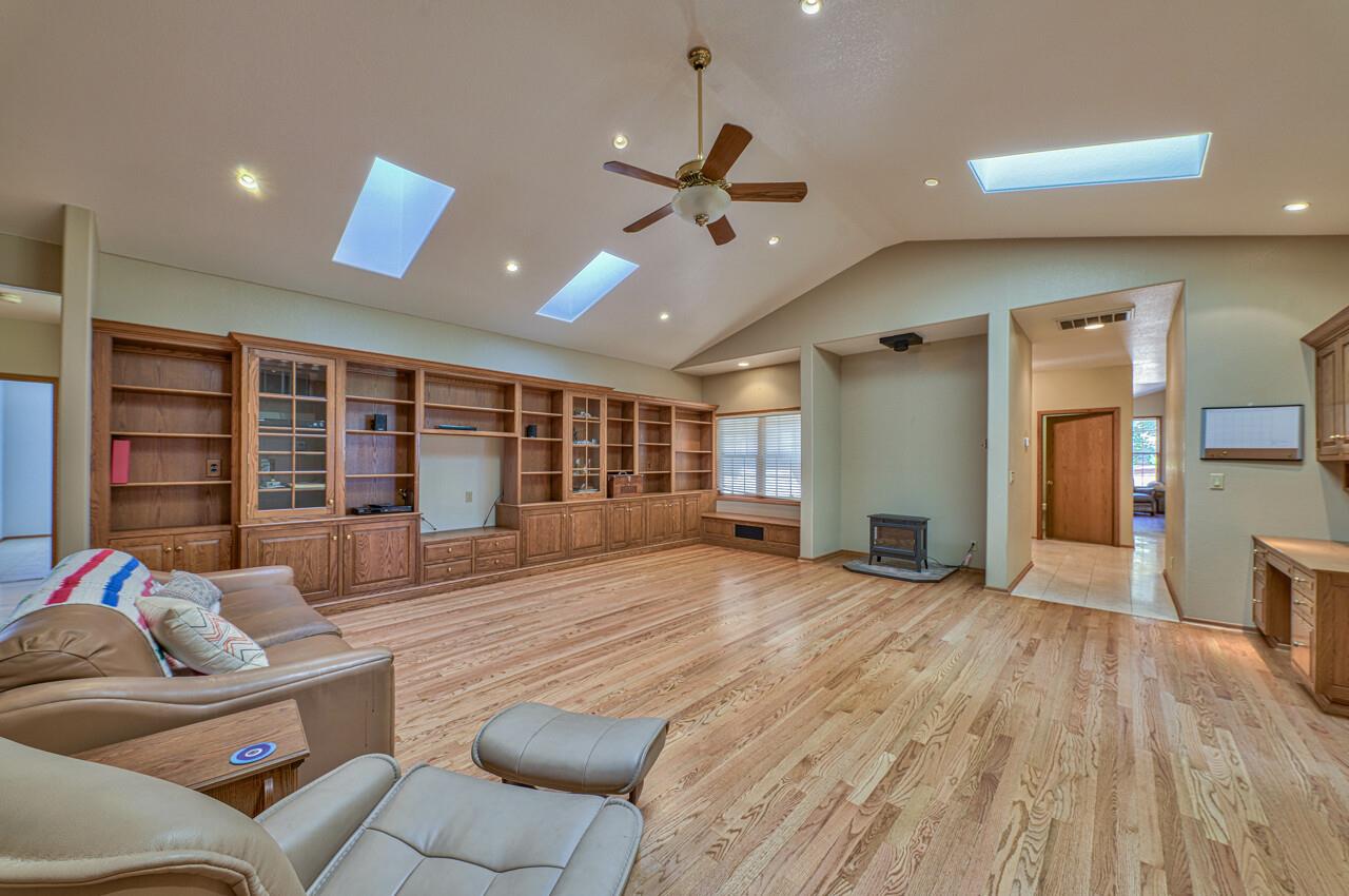 68 San Benancio Road Salinas, CA 93908 - Photo 18 of 62 Gallery Image 18