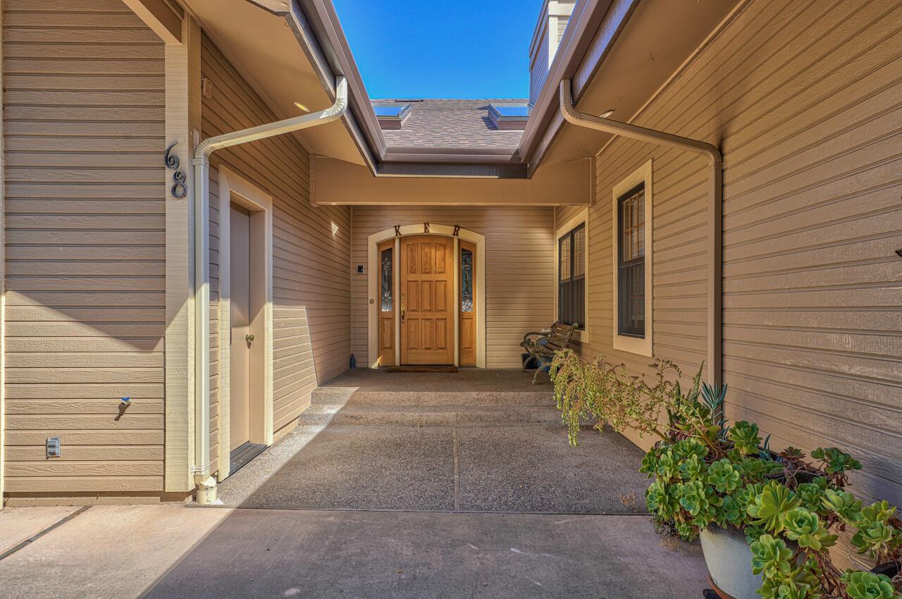 68 San Benancio Road Salinas, CA 93908 - Photo 2 of 62 Gallery Image 2