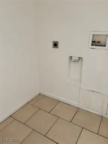 $950 | 1644 Cadillac Lane, Las Vegas, NV 89106