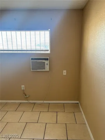 $950 | 1644 Cadillac Lane, Las Vegas, NV 89106