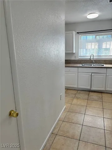 $950 | 1644 Cadillac Lane, Las Vegas, NV 89106
