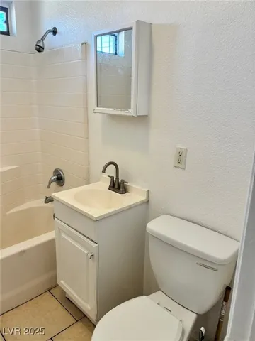 $950 | 1644 Cadillac Lane, Las Vegas, NV 89106