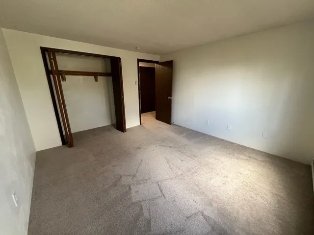 $10,800 | 400 East Main Street, Unit D2, Endicott, NY 13760