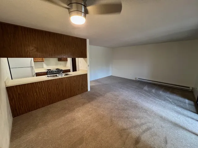 $10,800 | 400 East Main Street, Unit D2, Endicott, NY 13760