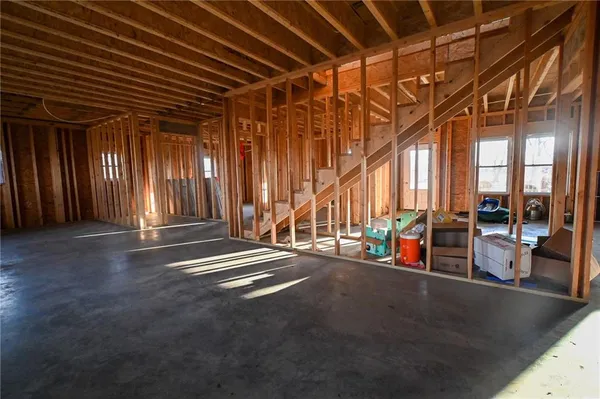 $450,000 | 71 West V Highway, Lamar, MO 64759