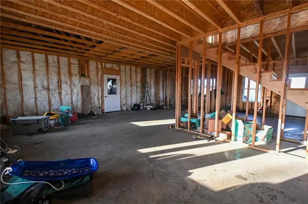 $450,000 | 71 West V Highway, Lamar, MO 64759