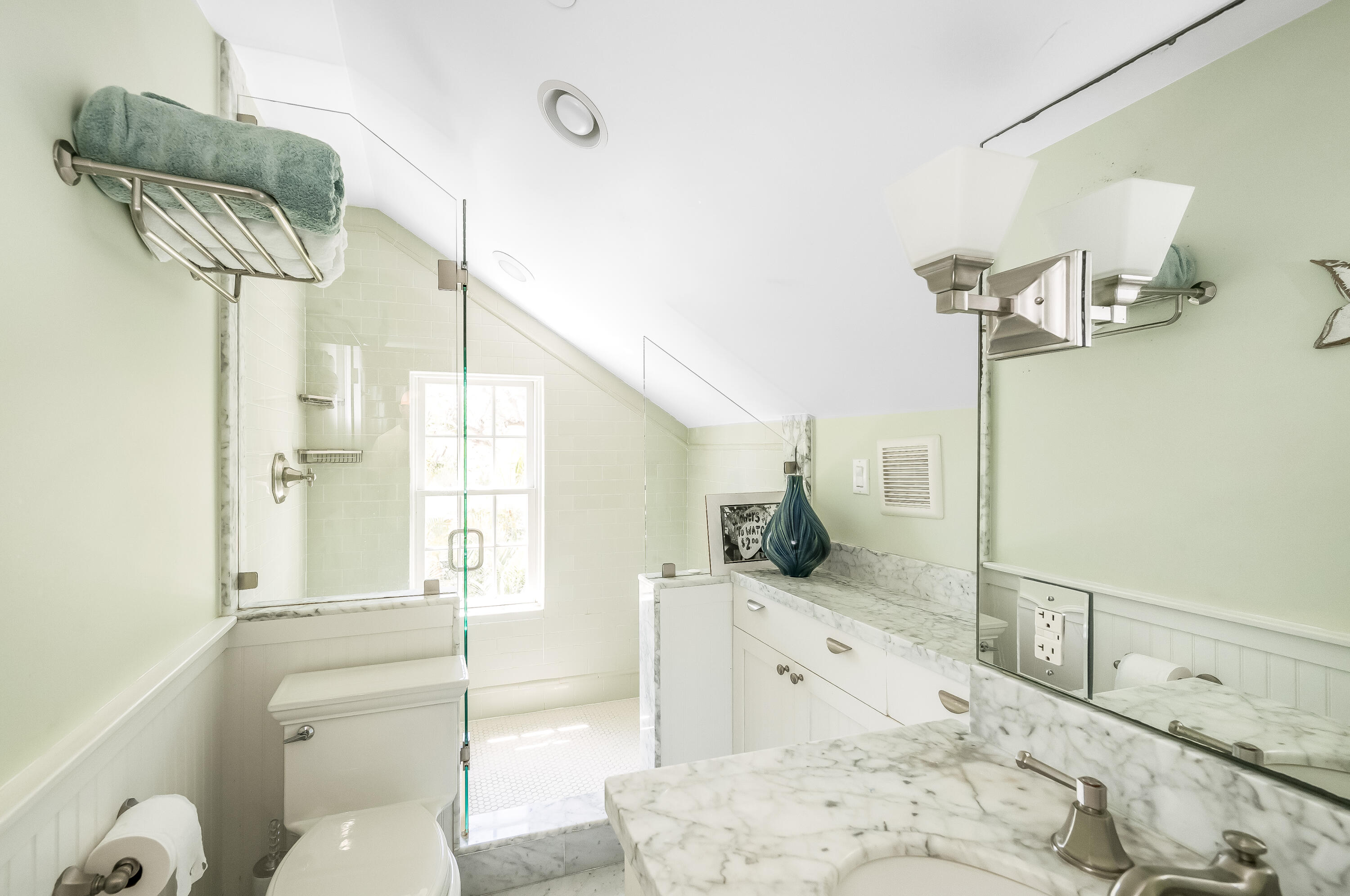 616 Caroline Street, Unit 6 Key West, FL 33040 - Photo 26 of 29 Primary Bath