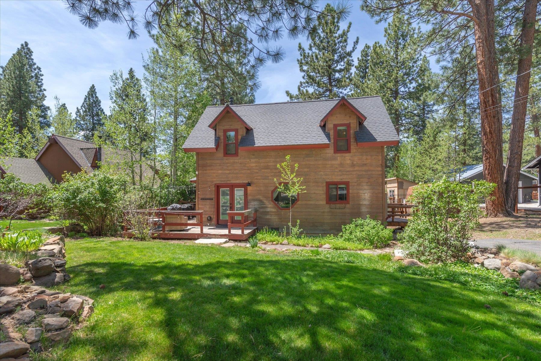 10243 Laburnham Circle Truckee, CA 96161 - Photo 1 of 27