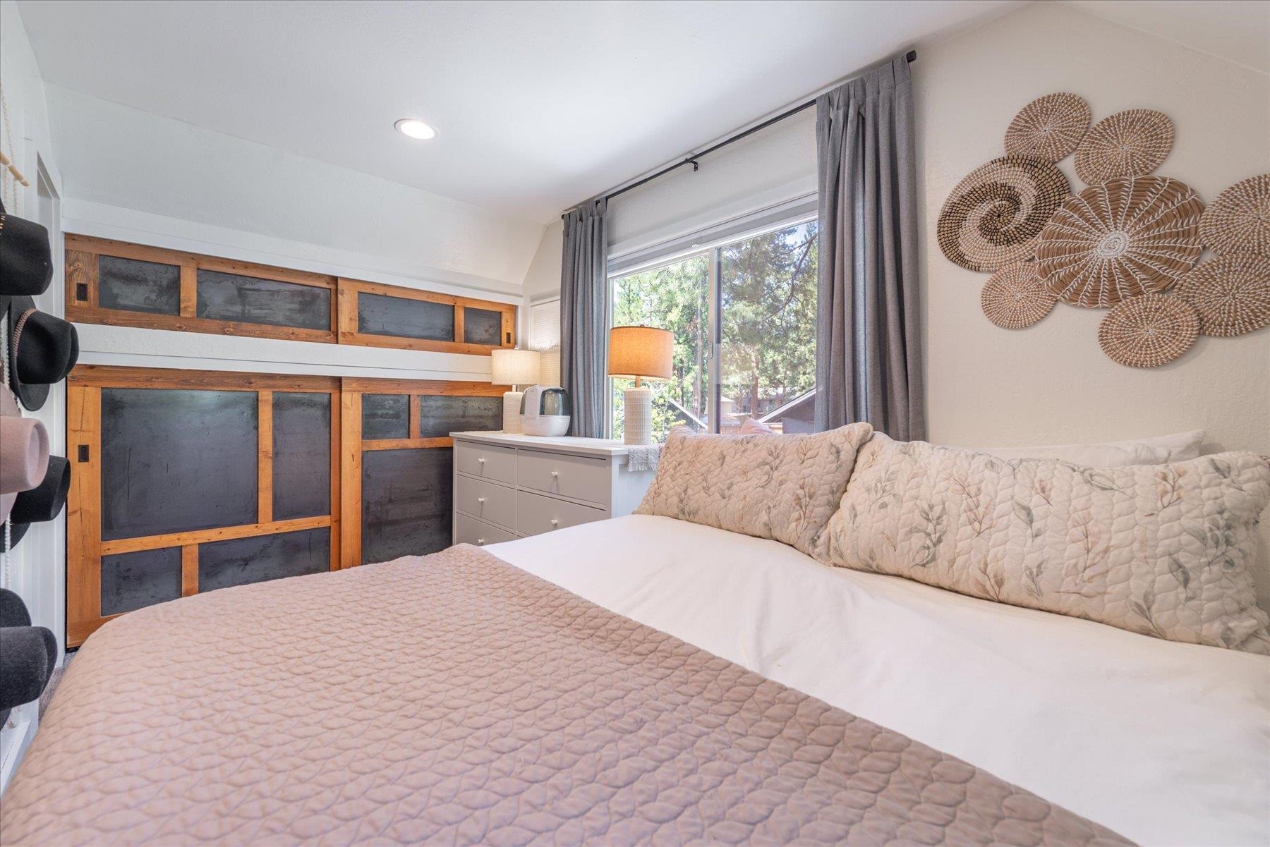 10243 Laburnham Circle Truckee, CA 96161 - Photo 12 of 27