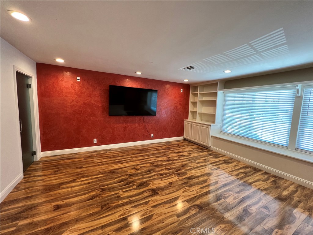 15862 Caltech Circle Westminster, CA 92683 - Photo 25 of 41