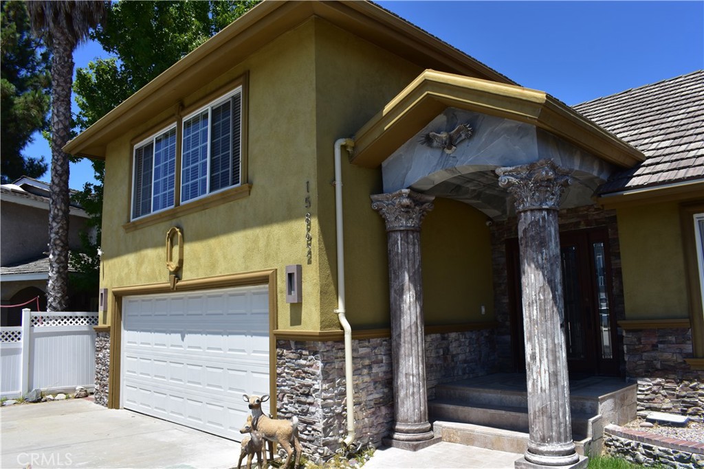 15862 Caltech Circle Westminster, CA 92683 - Photo 3 of 41