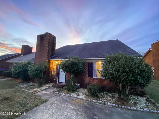 $180,000 | 1206 Peyton Circle, Unit B, Greenville, NC 27834