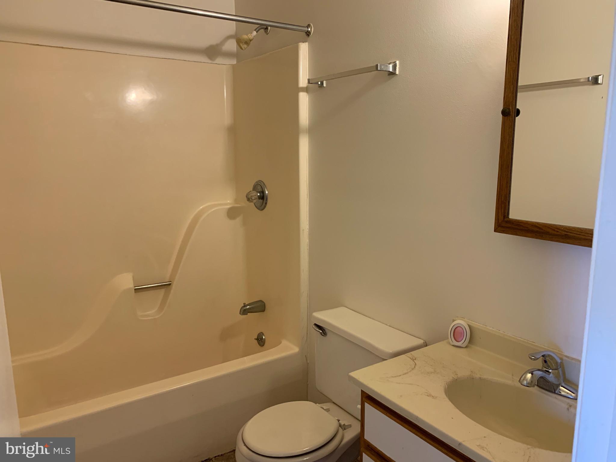 94 Duplex Lane, Unit 4 Madison, VA 22727 - Photo 8 of 13 Bath