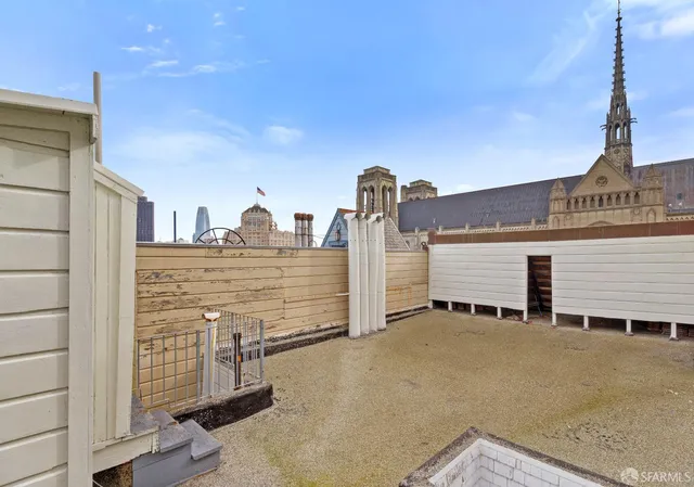 $1,988,000 | 1272-1276 Sacramento Street, San Francisco, CA 94108