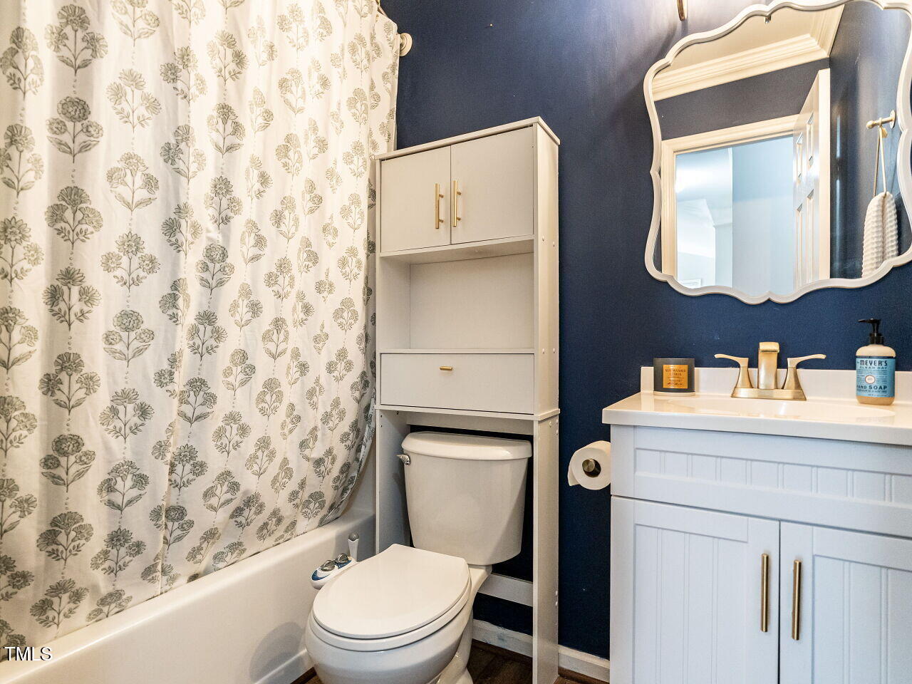 2116 Leadenhall Way Raleigh, NC 27603 - Photo 19 of 27 021-1280x960-bathroom