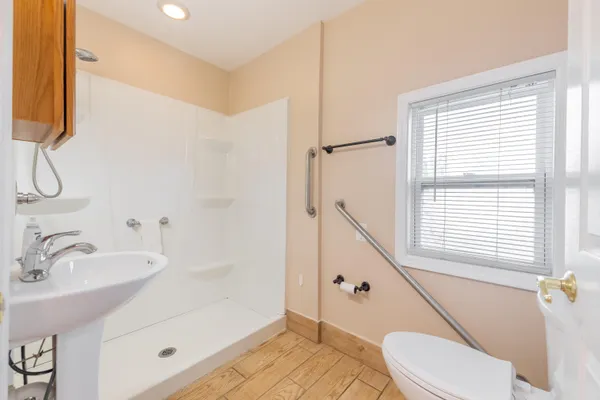 $289,000 | 15099 Reeck Road, Southgate, MI 48195