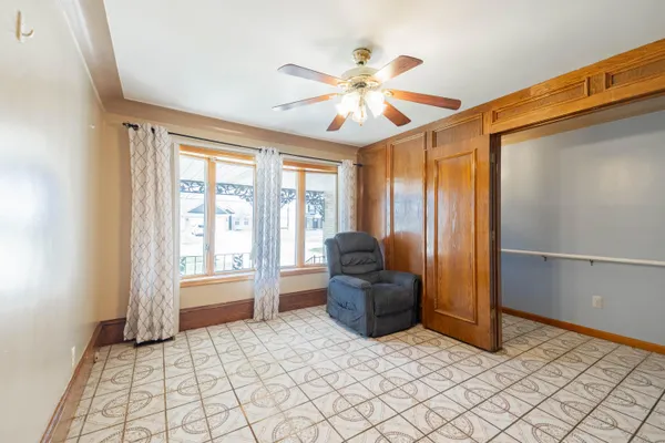 $289,000 | 15099 Reeck Road, Southgate, MI 48195