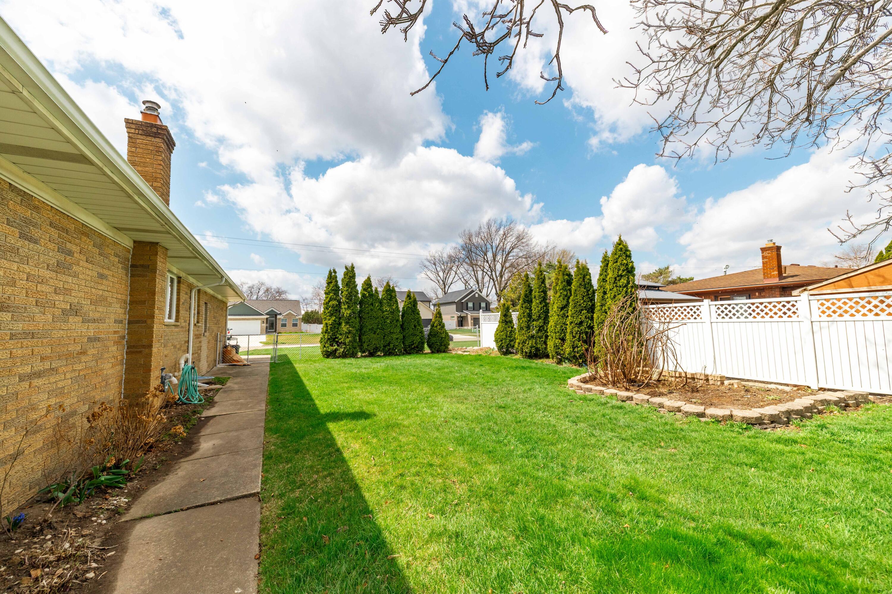 15099 Reeck Road Southgate, MI 48195 - Photo 10 of 36 15099 Reeck Rd, Southgate (36 of 36)