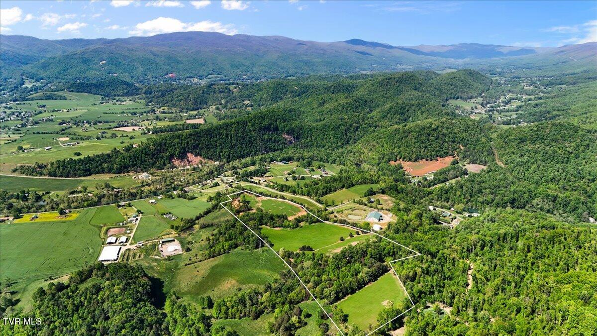 Tbd Tbd Hipps Road Elizabethton, TN 37643 - Photo 10 of 57 13-DJI_20230822130525_0201_D