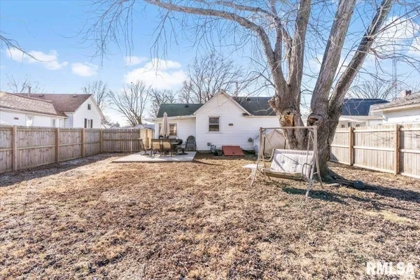 $95,000 | 612 Lincoln Street, Divernon, IL 62530