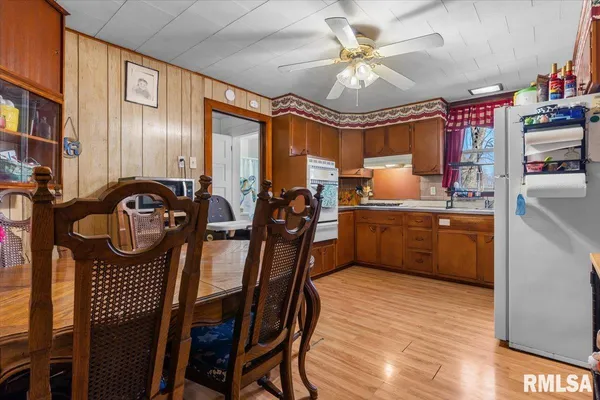 $95,000 | 612 Lincoln Street, Divernon, IL 62530