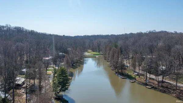 $160,000 | 1229 North Idlewild Lake Road, Jasper, IN 47546