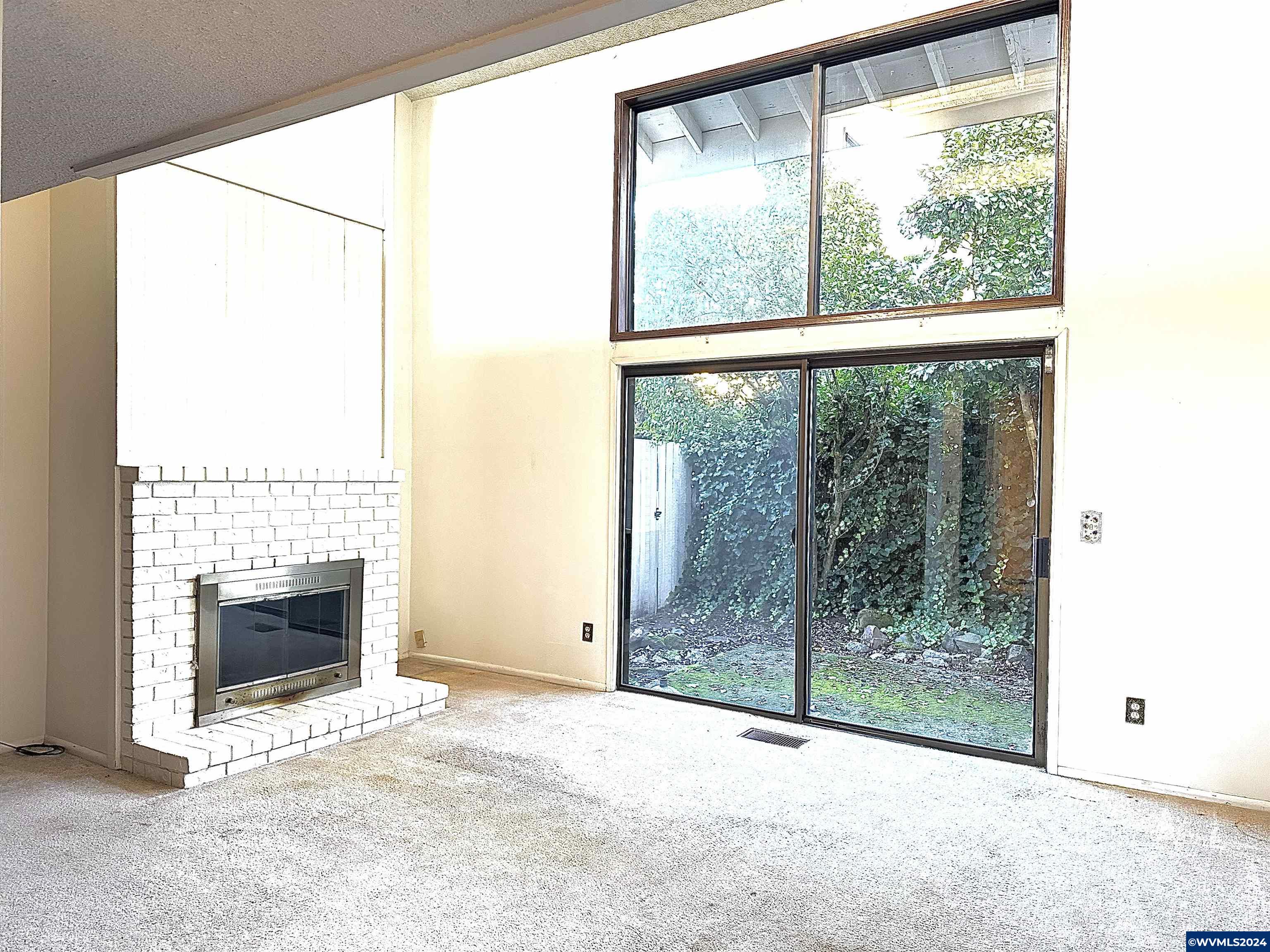 3870 Auburn Road Northeast Salem, OR 97301 - Photo 3 of 25 Gallery Image 3
