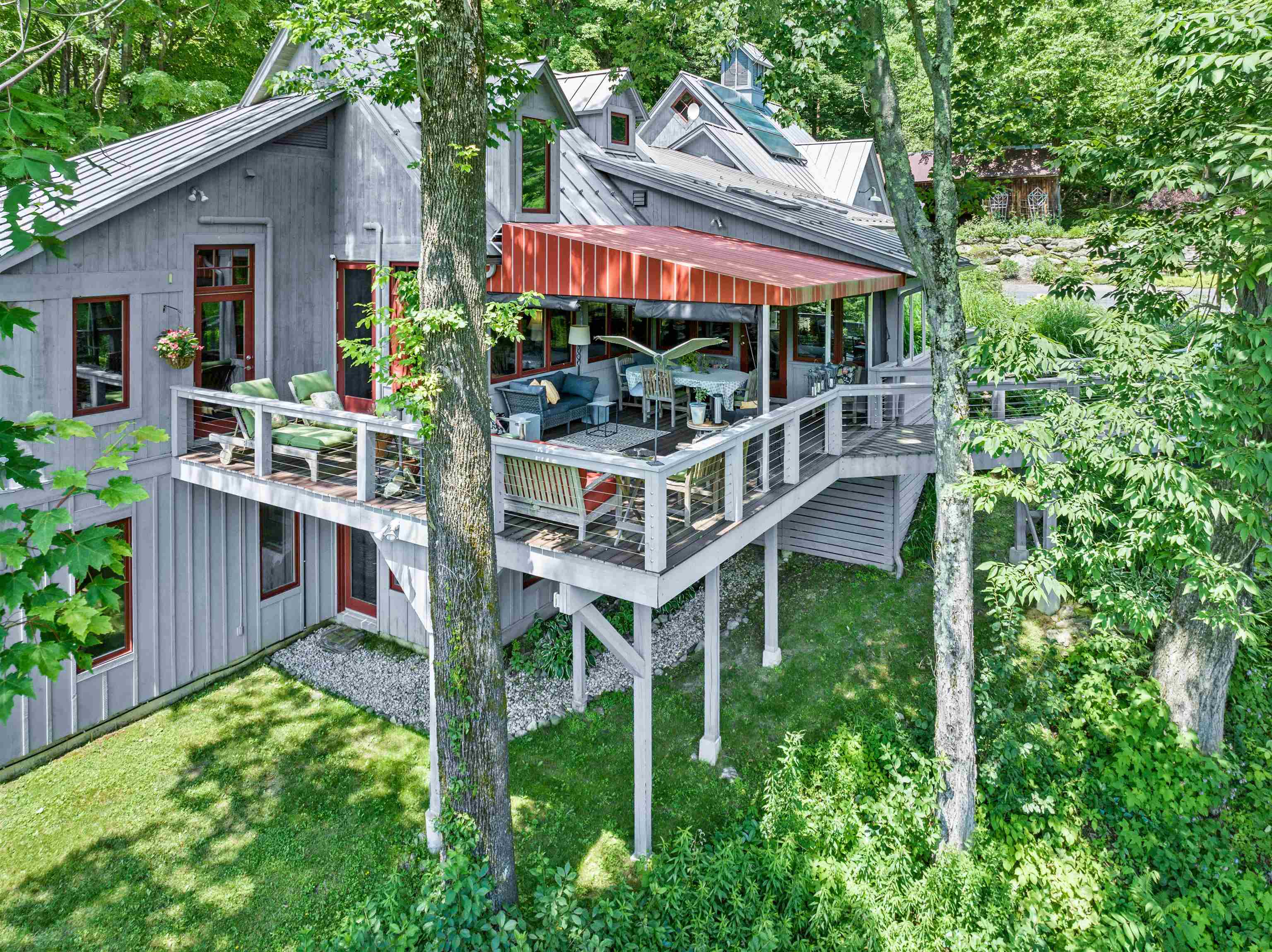769 West Hill Road Warren, VT 05674 - Photo 7 of 56