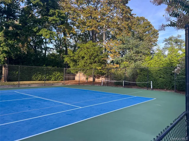 a view of a tennis court